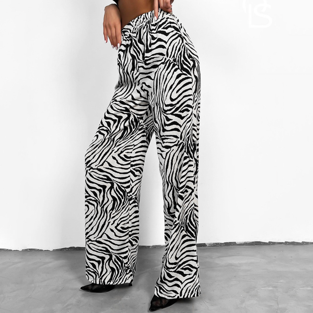 High Waist Black and White Striped Leg pants