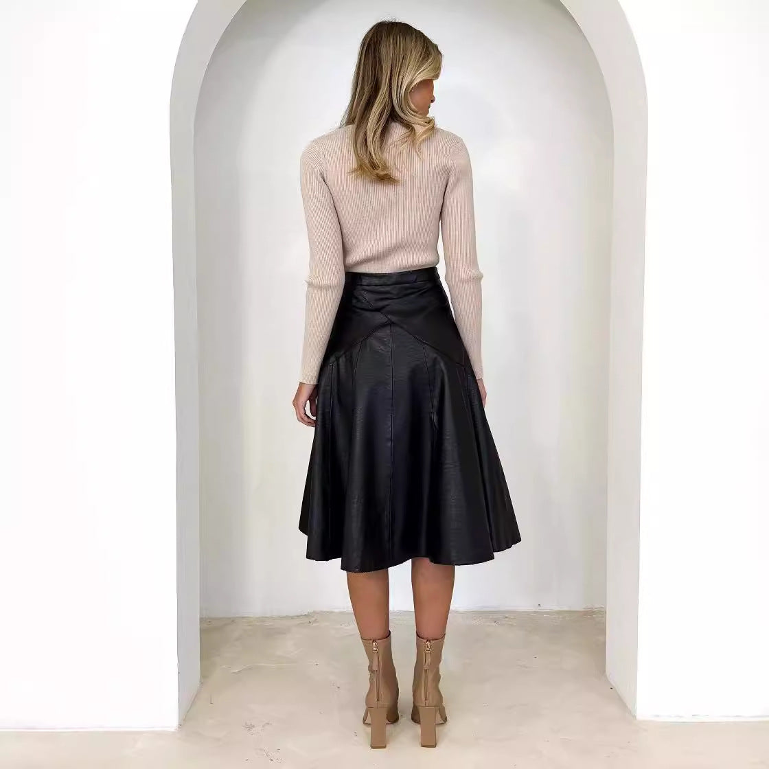 Women's High-Waisted Mid-Length Pleated Leather Skirt