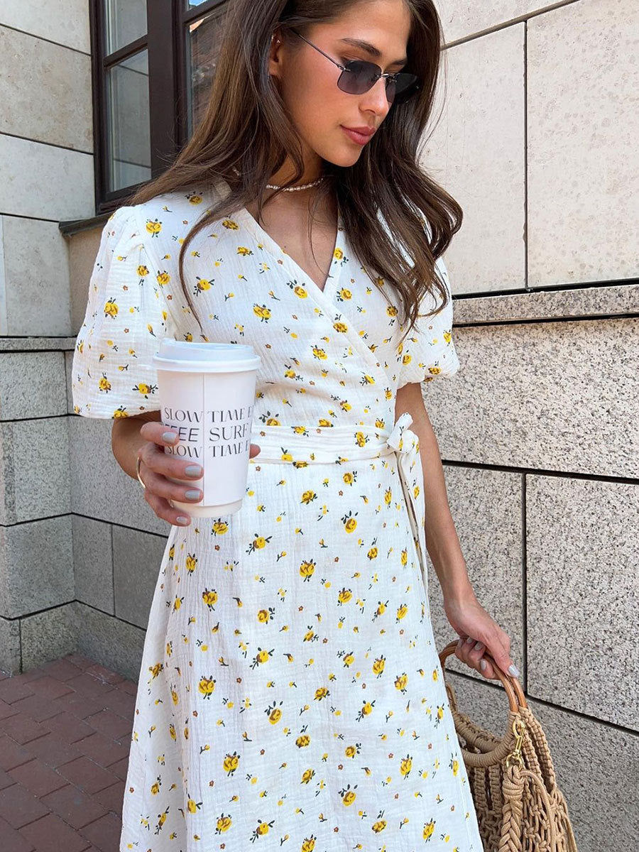 Women's Summer Puff Sleeve V-Neck Tie-Waist Floral Short Sleeve Dress