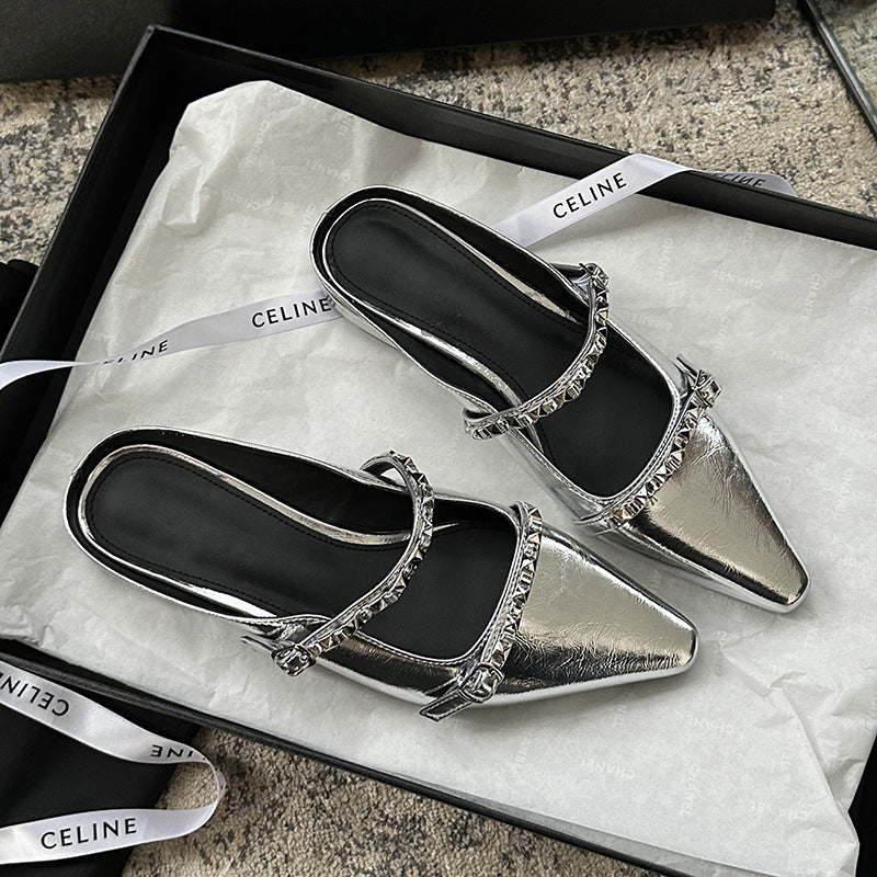 Spring New Rivet Flat Sandals