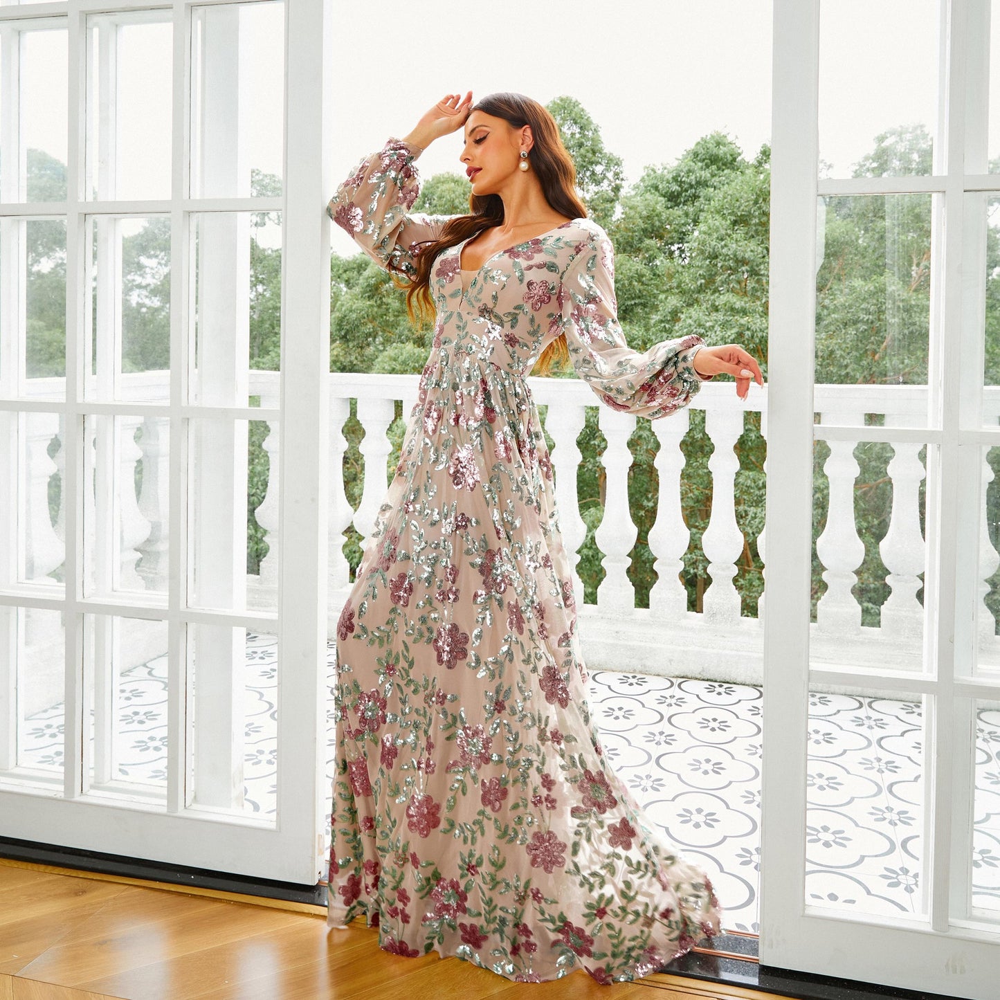 Women's Long Sleeve V-Neck Floral Pattern Long Banquet Evening Dress