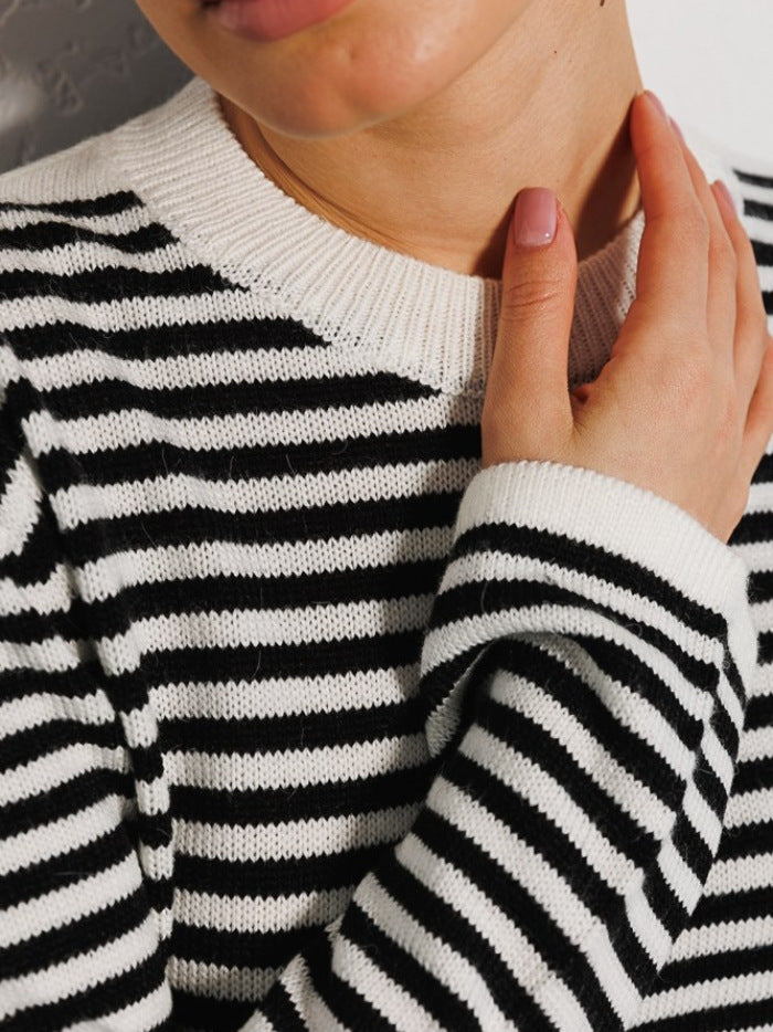 Women's Fashion Ribbed Color Block Striped Crew Neck Knit Sweater