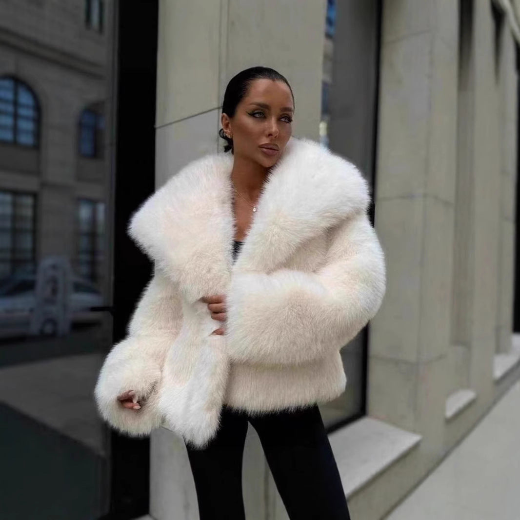 Women's Oversized Faux Fox Fur Coat with Large Lapel