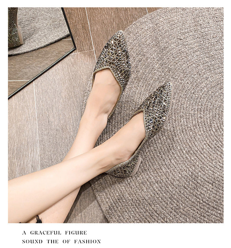 Sparkling Flat Pointed Soft Leather Single Shoes for Women