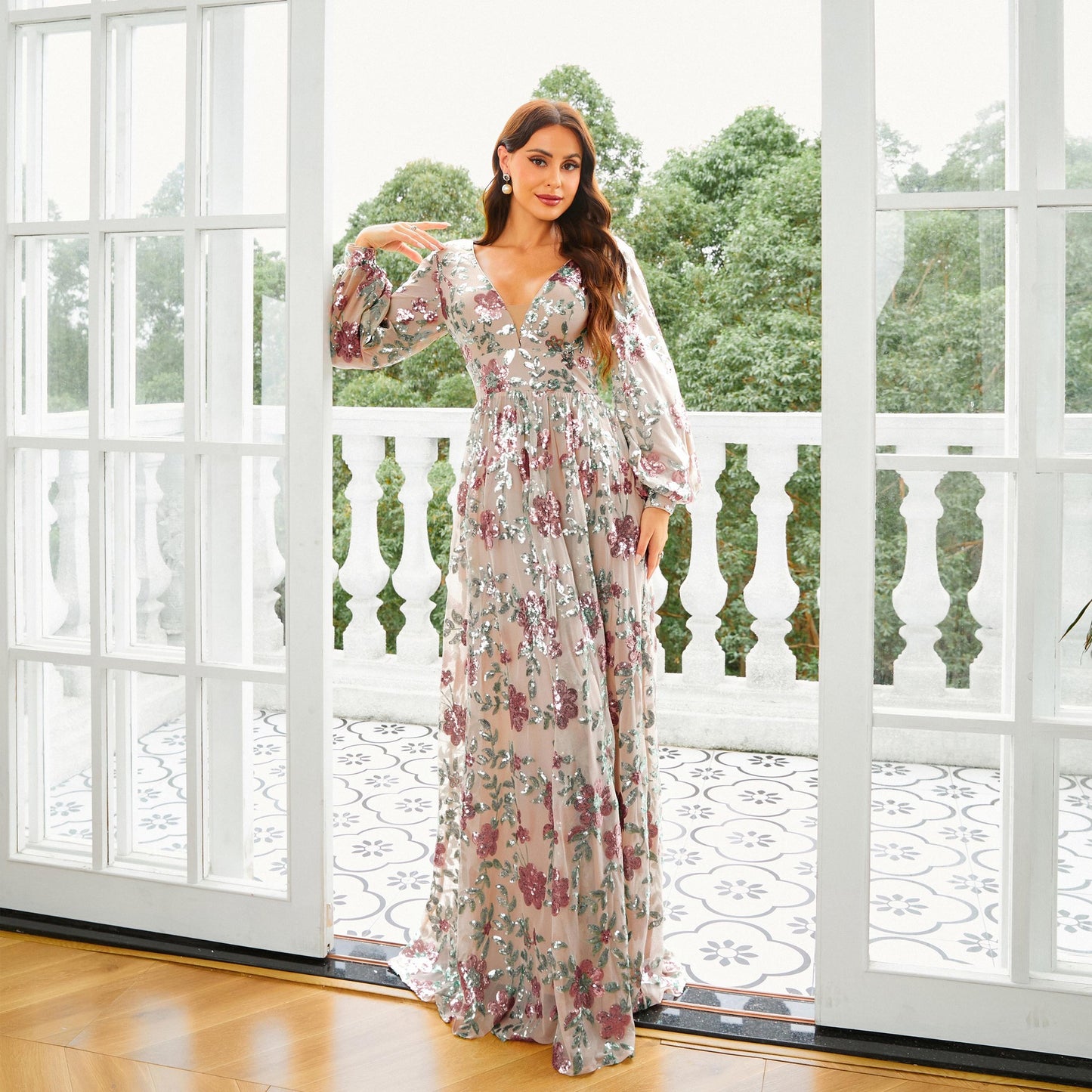 Women's Long Sleeve V-Neck Floral Pattern Long Banquet Evening Dress