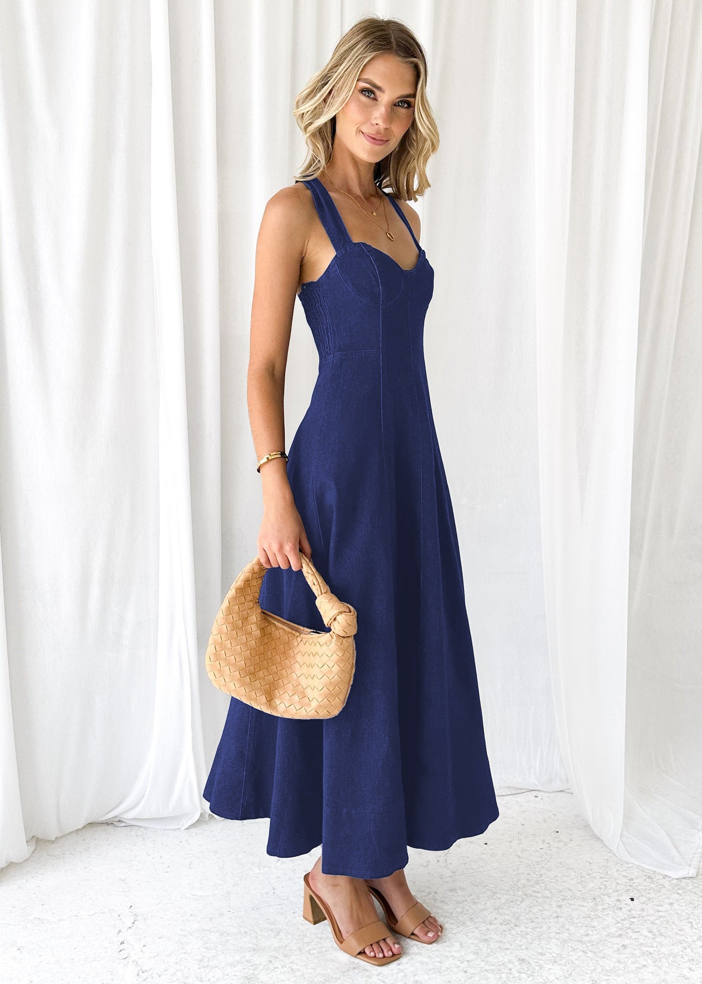 Women's Elegant Solid Color Waist-Tightening Mid-Length Spaghetti Strap Dress